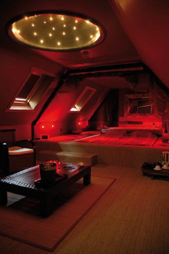Bubble Lounge Hotel Hooglede Bagian luar foto